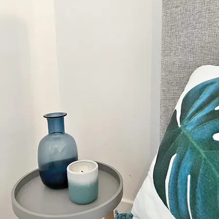 Avec Piscine, Baie De Bandol, Acces *