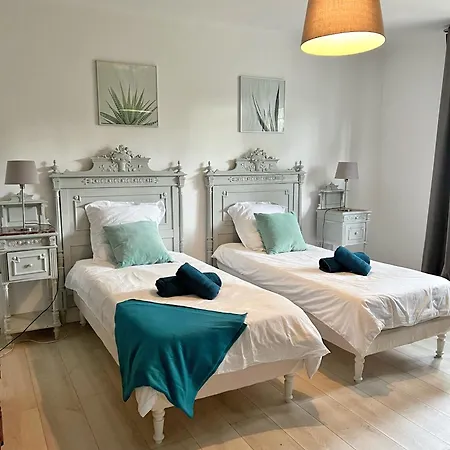 Villa Avec Piscine, Baie De Bandol, Acces Sanary-sur-Mer