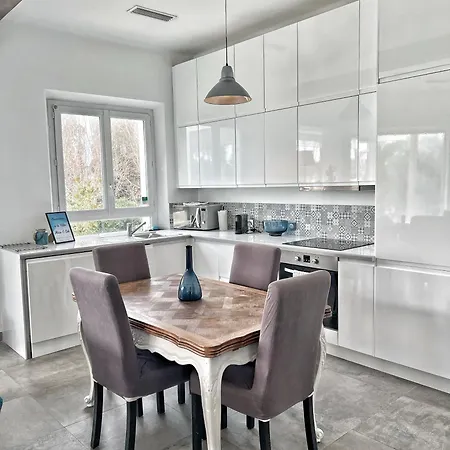 Villa Avec Piscine, Baie De Bandol, Acces Sanary-sur-Mer