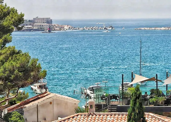 Villa Avec Piscine, Baie De Bandol, Acces Sanary-sur-Mer